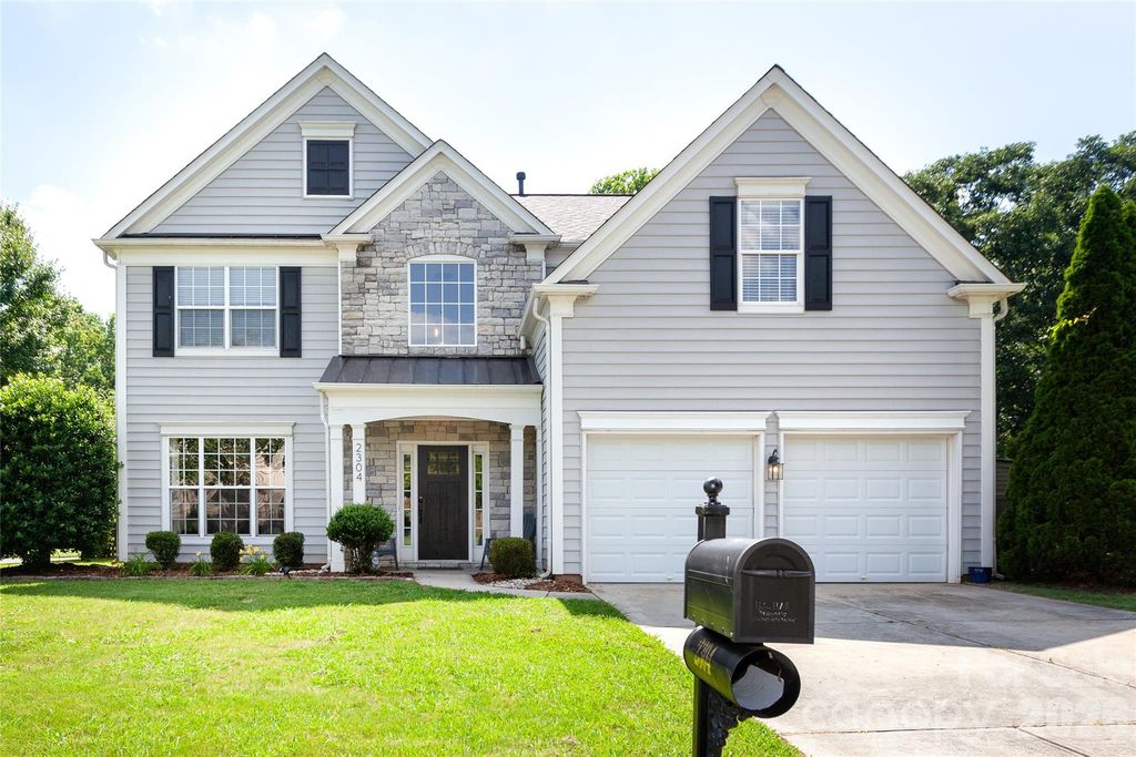 2304 Coltsgate Road, Waxhaw, NC 28173