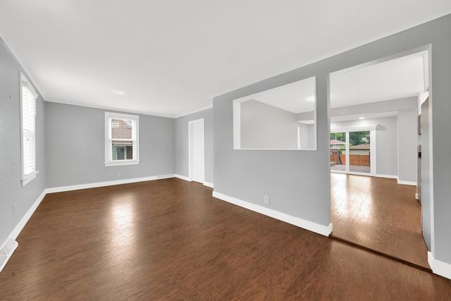 10910 S Natchez Avenue, Worth, IL 60482
