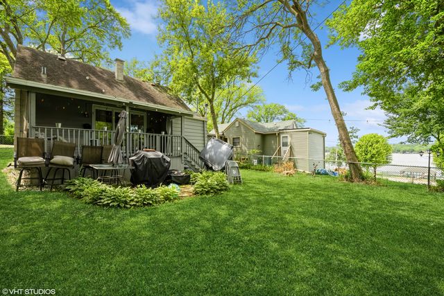 7718 Beach Road, Wonder Lake, IL 60097