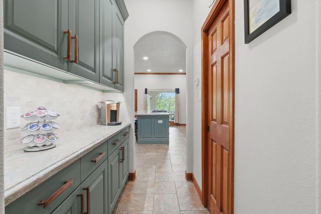 17811 S Blue Heron Circle, Montgomery, TX 77316