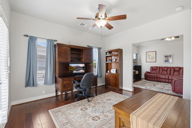 17811 S Blue Heron Circle, Montgomery, TX 77316