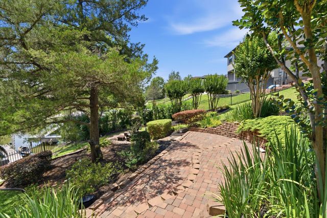 17811 S Blue Heron Circle, Montgomery, TX 77316