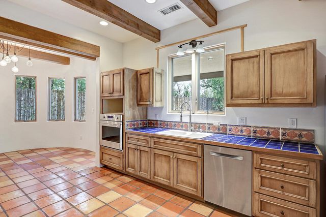 3200 San Isidro Street NW, Albuquerque, NM 87107