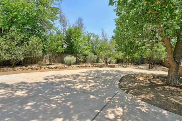 3200 San Isidro Street NW, Albuquerque, NM 87107