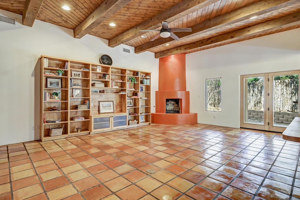 3200 San Isidro Street NW, Albuquerque, NM 87107