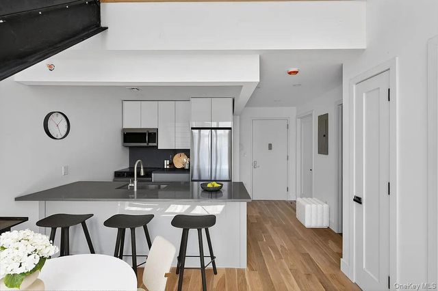 31-65 14th Street PHB, Astoria, NY 11106