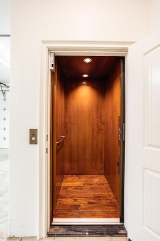 10107 N Oaks Ct, Oakdale, CA 95361