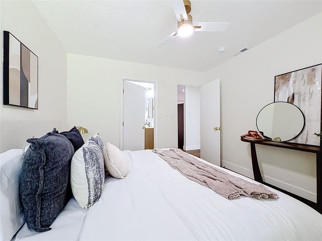 948 NE 6TH ST, Ocala, FL 34470