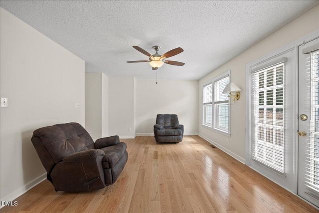 1932 Stroll Circle, Fuquay Varina, NC 27526