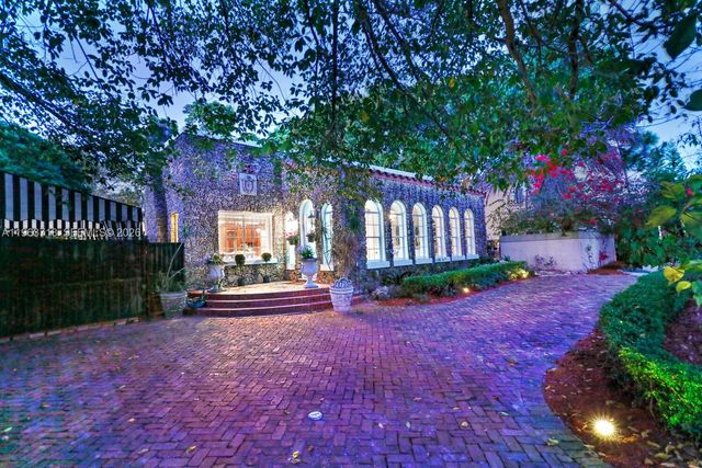 1755 SW 10th St, Miami, FL 33135