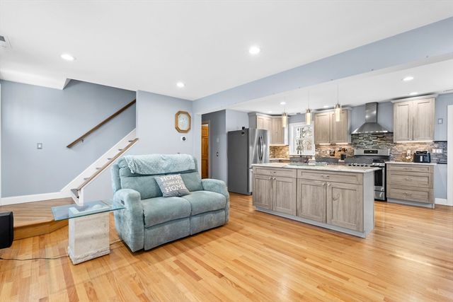 263 Phineas St., Dracut, MA 01826