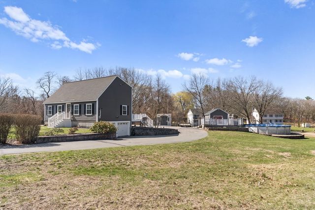 263 Phineas St., Dracut, MA 01826