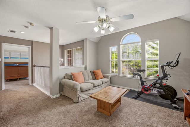 3508 Stone Creek Lane N, Fort Worth, TX 76137