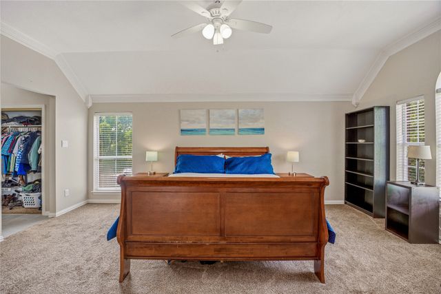 3508 Stone Creek Lane N, Fort Worth, TX 76137