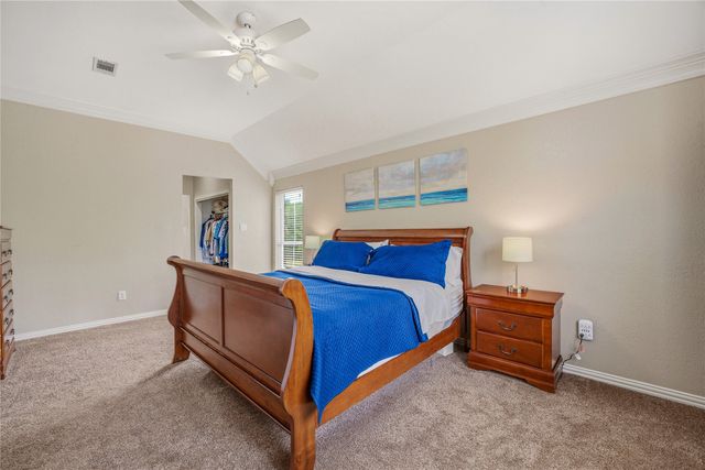 3508 Stone Creek Lane N, Fort Worth, TX 76137