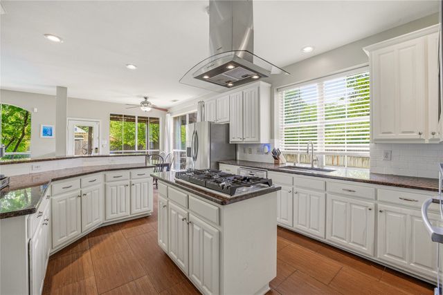 3508 Stone Creek Lane N, Fort Worth, TX 76137