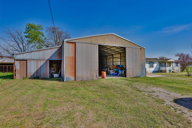 3511 S Interstate 35, Gainesville, TX 76240