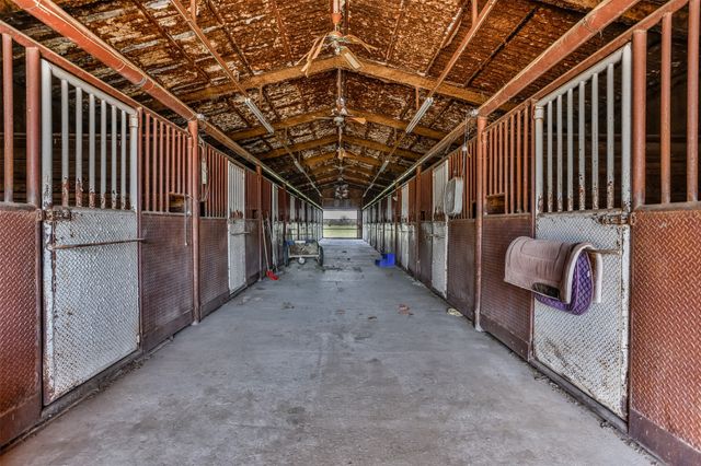 3511 S Interstate 35, Gainesville, TX 76240