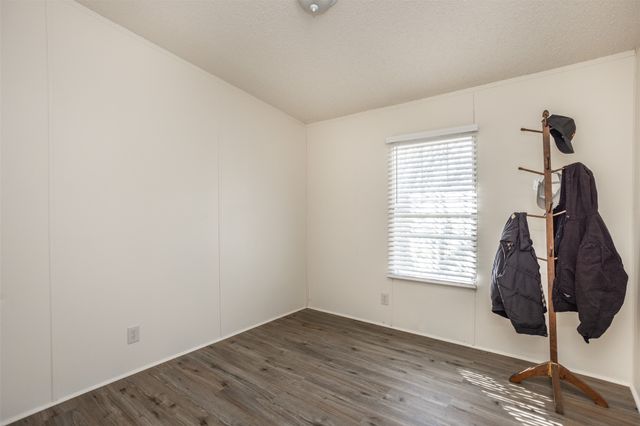 3511 S Interstate 35, Gainesville, TX 76240