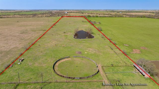 3511 S Interstate 35, Gainesville, TX 76240