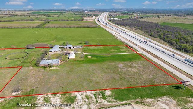 3511 S Interstate 35, Gainesville, TX 76240