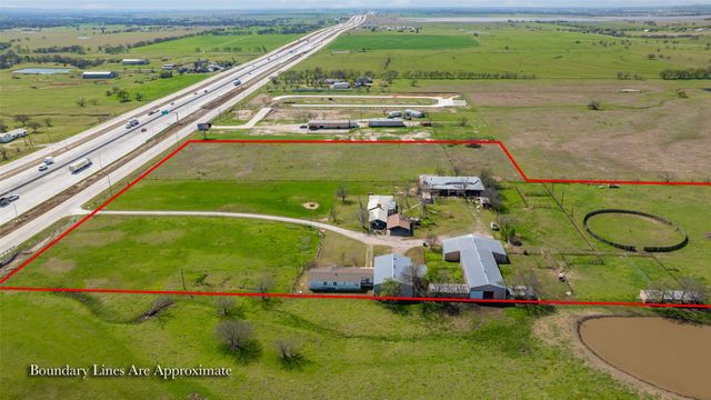 3511 S Interstate 35, Gainesville, TX 76240