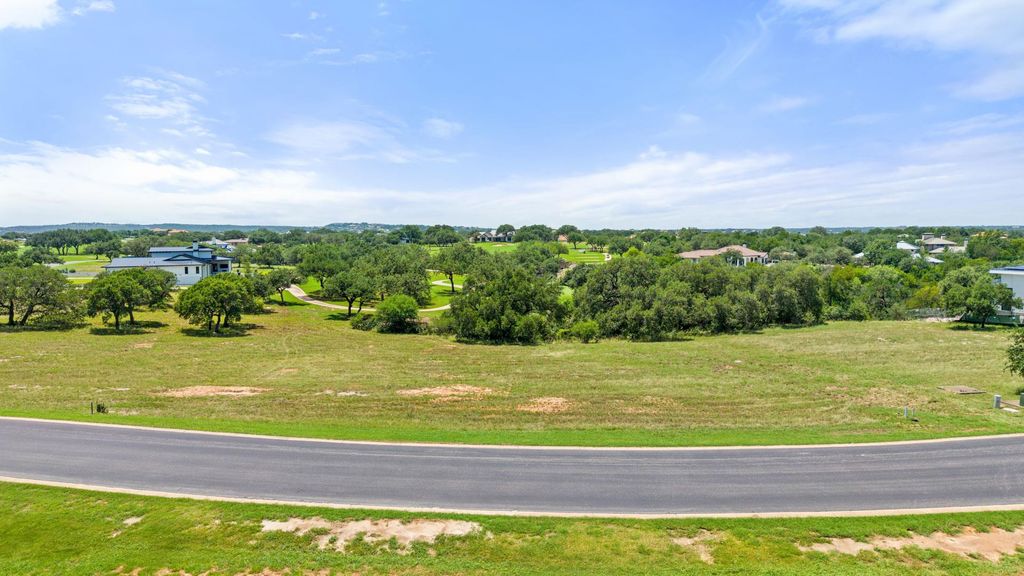 2908 Kahala Sunset DR, Spicewood, TX 78669