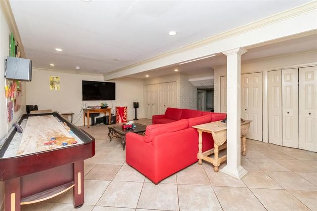 17 Edgefield Road, Mobile, AL 36608