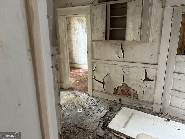 1037 OAK Street SW, Atlanta, GA 30310