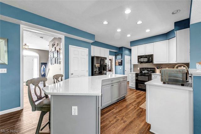 2663 Ambridge Drive, Avon, OH 44011