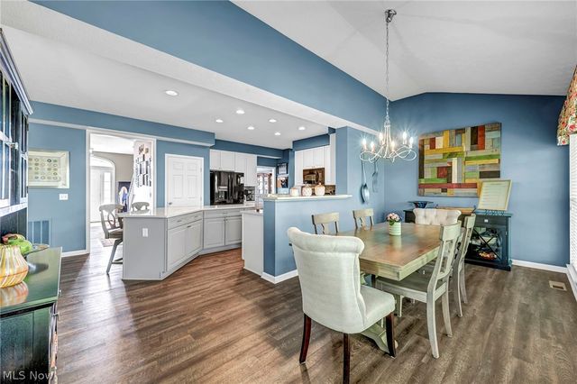 2663 Ambridge Drive, Avon, OH 44011