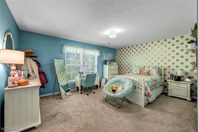 2663 Ambridge Drive, Avon, OH 44011