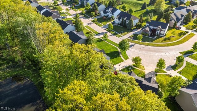2663 Ambridge Drive, Avon, OH 44011