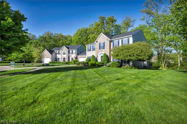 2663 Ambridge Drive, Avon, OH 44011