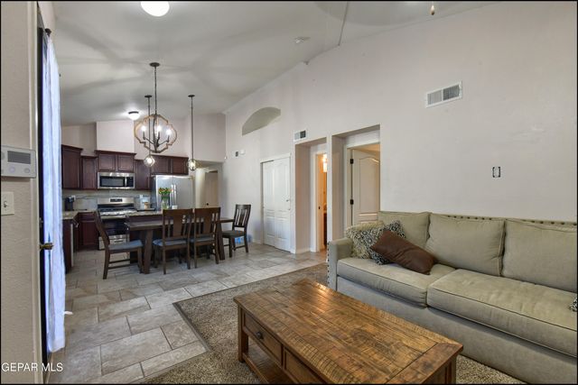 14341 Seth Payne Drive, Horizon City, TX 79928