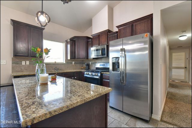 14341 Seth Payne Drive, Horizon City, TX 79928