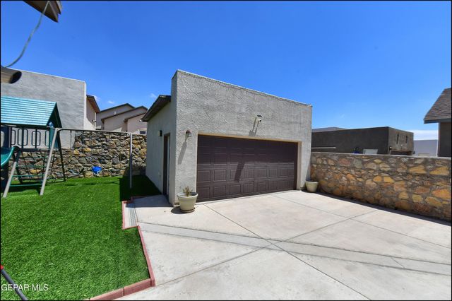 14341 Seth Payne Drive, Horizon City, TX 79928