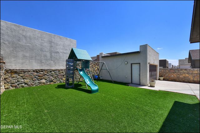 14341 Seth Payne Drive, Horizon City, TX 79928