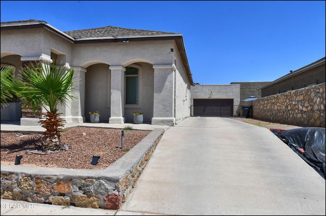 14341 Seth Payne Drive, Horizon City, TX 79928