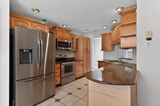 8421 Winnipesaukee Way, Lake Worth, FL 33467