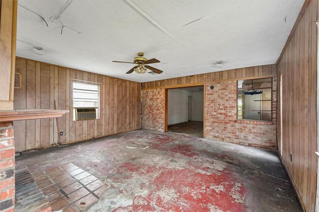 5207 Madden Lane, Houston, TX 77048