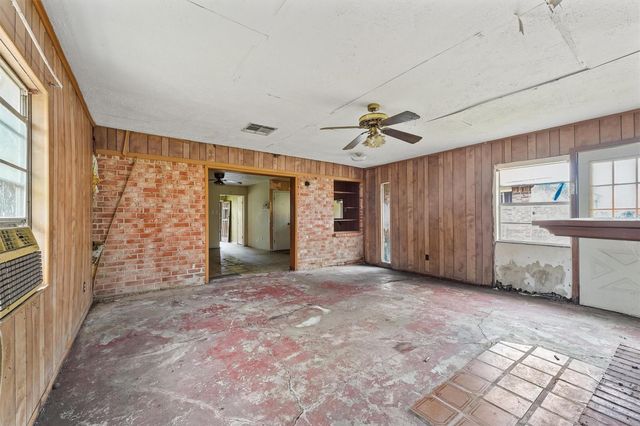 5207 Madden Lane, Houston, TX 77048