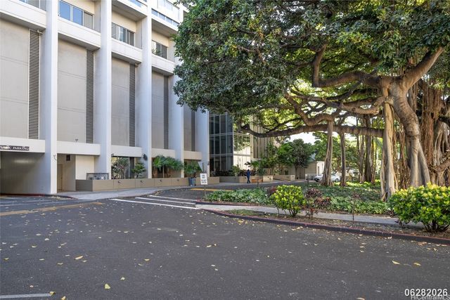 1212 Punahou Street 3305, Honolulu, HI 96826