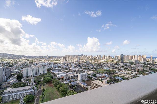 1212 Punahou Street 3305, Honolulu, HI 96826