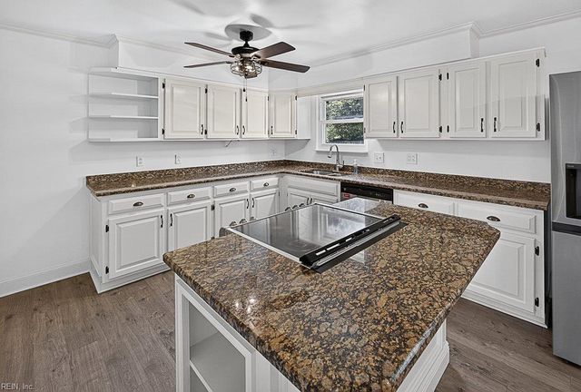 4756 River Shore RD, Portsmouth, VA 23703