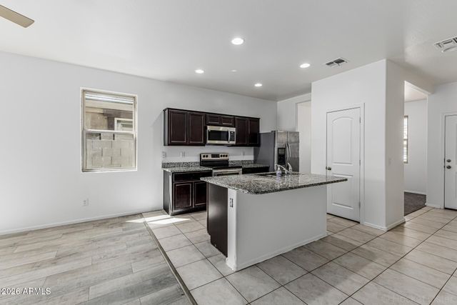 42061 W LUNAR Street, Maricopa, AZ 85138