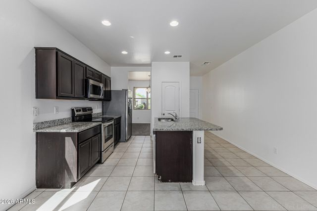 42061 W LUNAR Street, Maricopa, AZ 85138