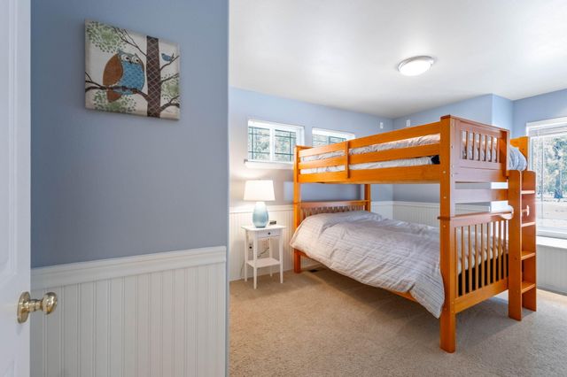 55565 Wagon Master Way, Bend, OR 97707