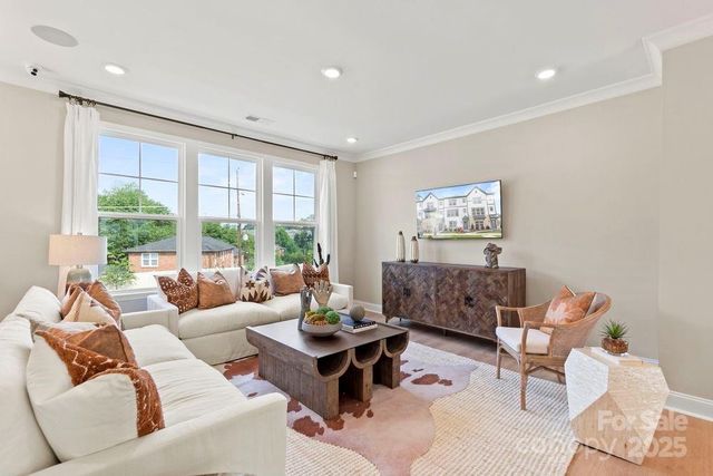 3013 Rexton Lane, Charlotte, NC 28262