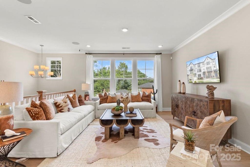 3013 Rexton Lane, Charlotte, NC 28262